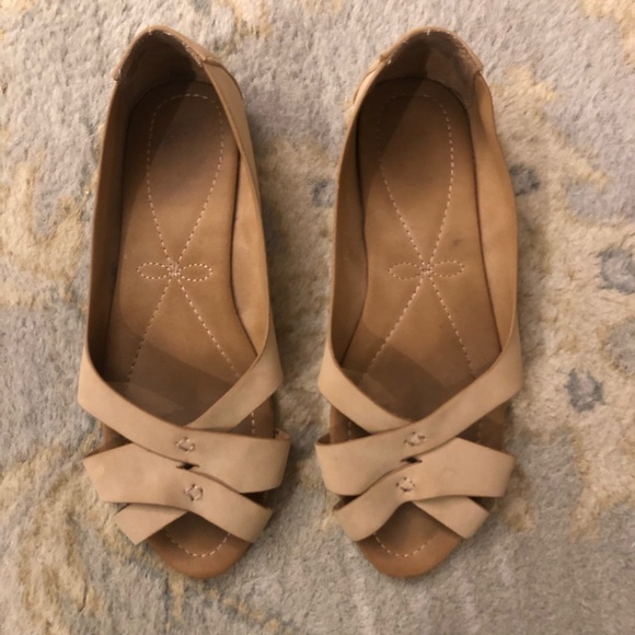 Women’s Italian Leather Flats, size 6 1/2 - Picture 2 of 2